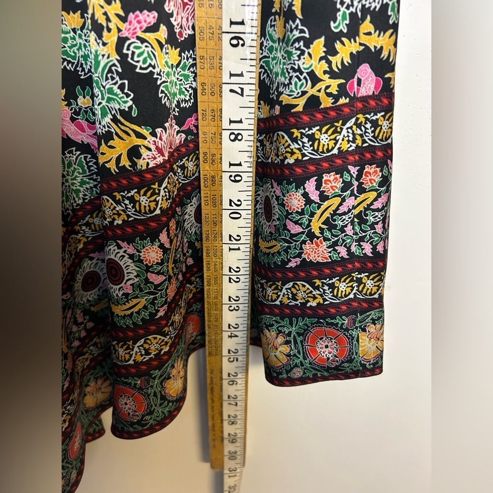 NWT $350 Alice + Olivia Natalina Sz 10 black floral-print asymmetric midi skirt - Picture 11 of 16